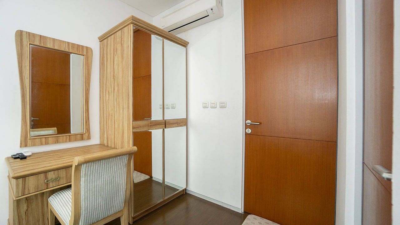 https://images.rukita.co/buildings/building/9b8225fd-e1b.jpg