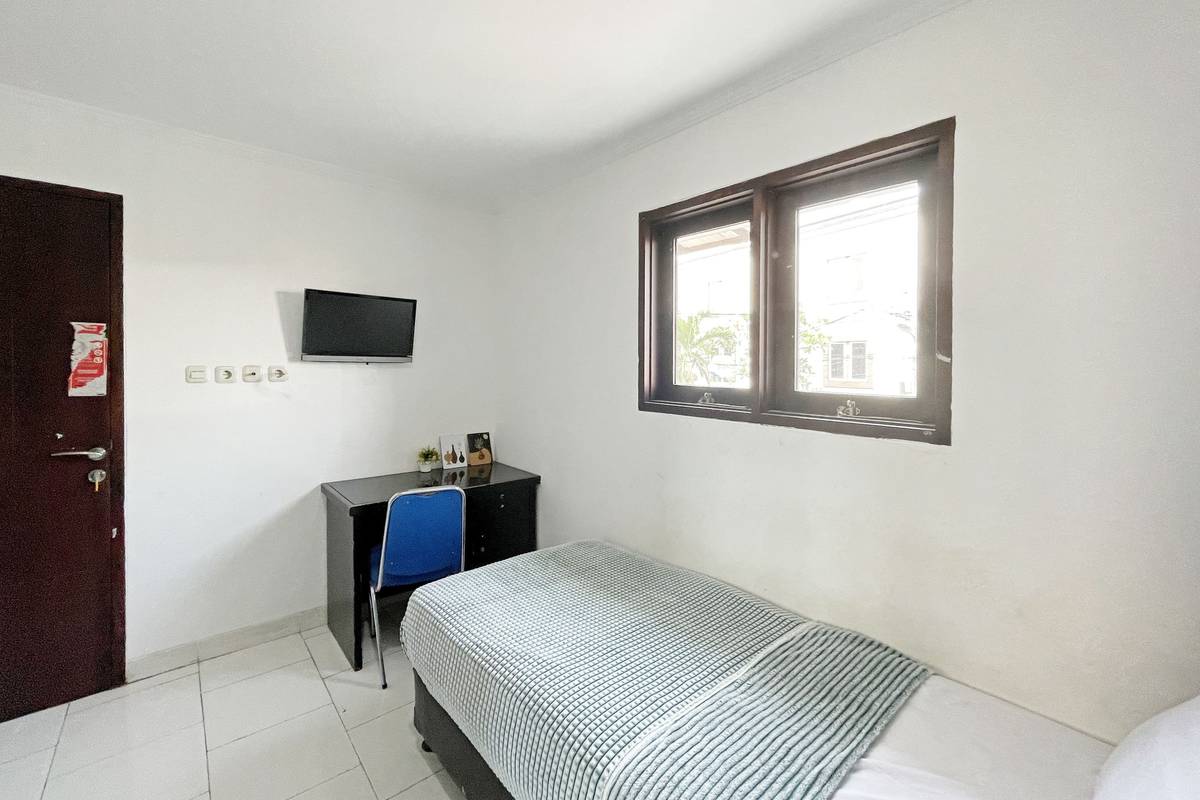 https://images.rukita.co/buildings/building/9e3cdf14-afa.jpg