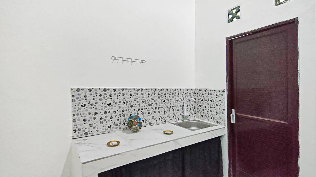 https://images.rukita.co/buildings/building/9f13fc9e-659.jpg