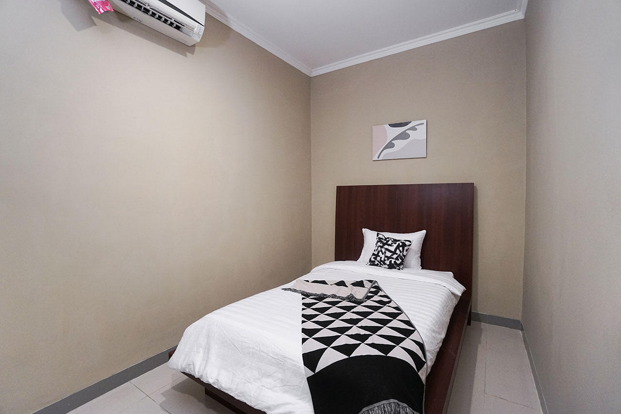 https://images.rukita.co/buildings/building/Rukita-Balai-Pustaka_Feb2020_2_edited.jpg