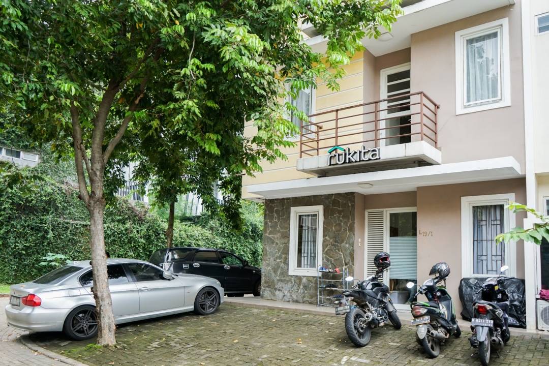 https://images.rukita.co/buildings/building/Rukita-Foresta-BSD-1_Feb2020_3_edited.jpg
