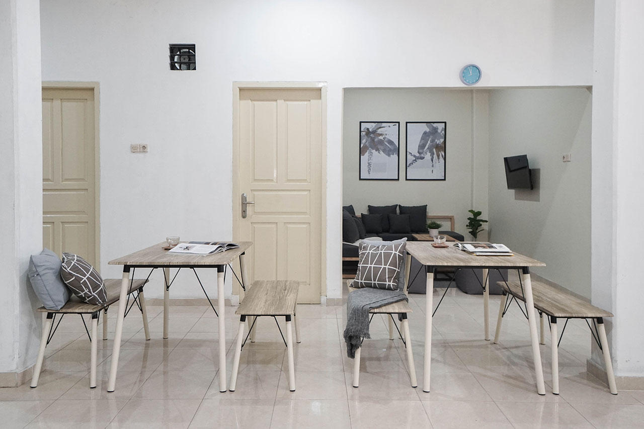 https://images.rukita.co/buildings/building/Rukita-Gambir_Feb2020_edited-1.jpg