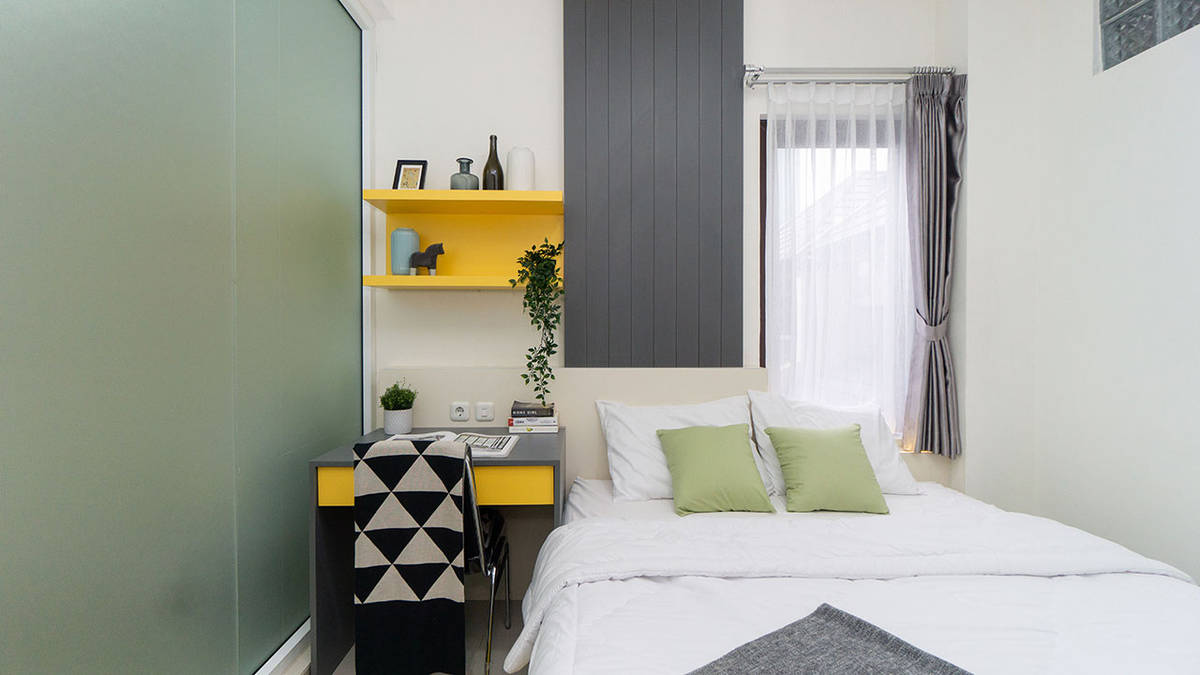 https://images.rukita.co/buildings/building/Rukita-Patra-Suite-Regentown_Desember2021_89_edited.jpg