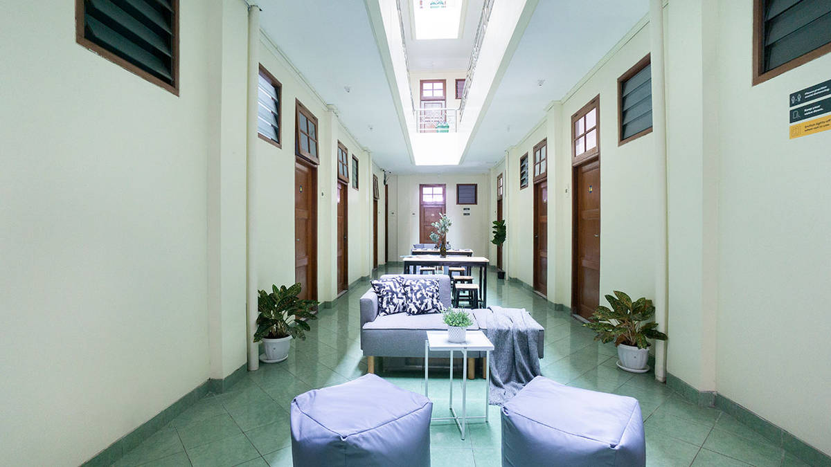 https://images.rukita.co/buildings/building/Rukita-Pepaya-Margonda-Depok_Juni2021_11_edited.jpg