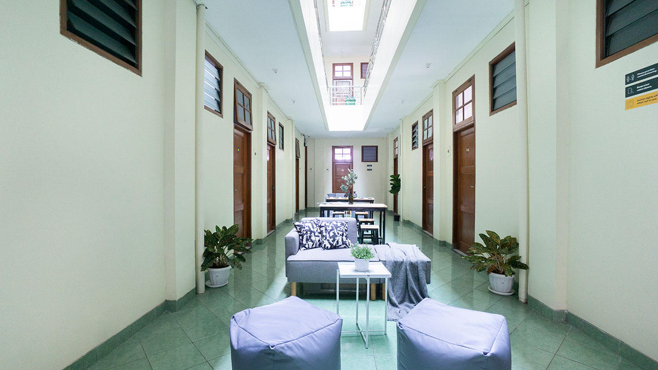 https://images.rukita.co/buildings/building/Rukita-Pepaya-Margonda-Depok_Juni2021_11_edited.jpg