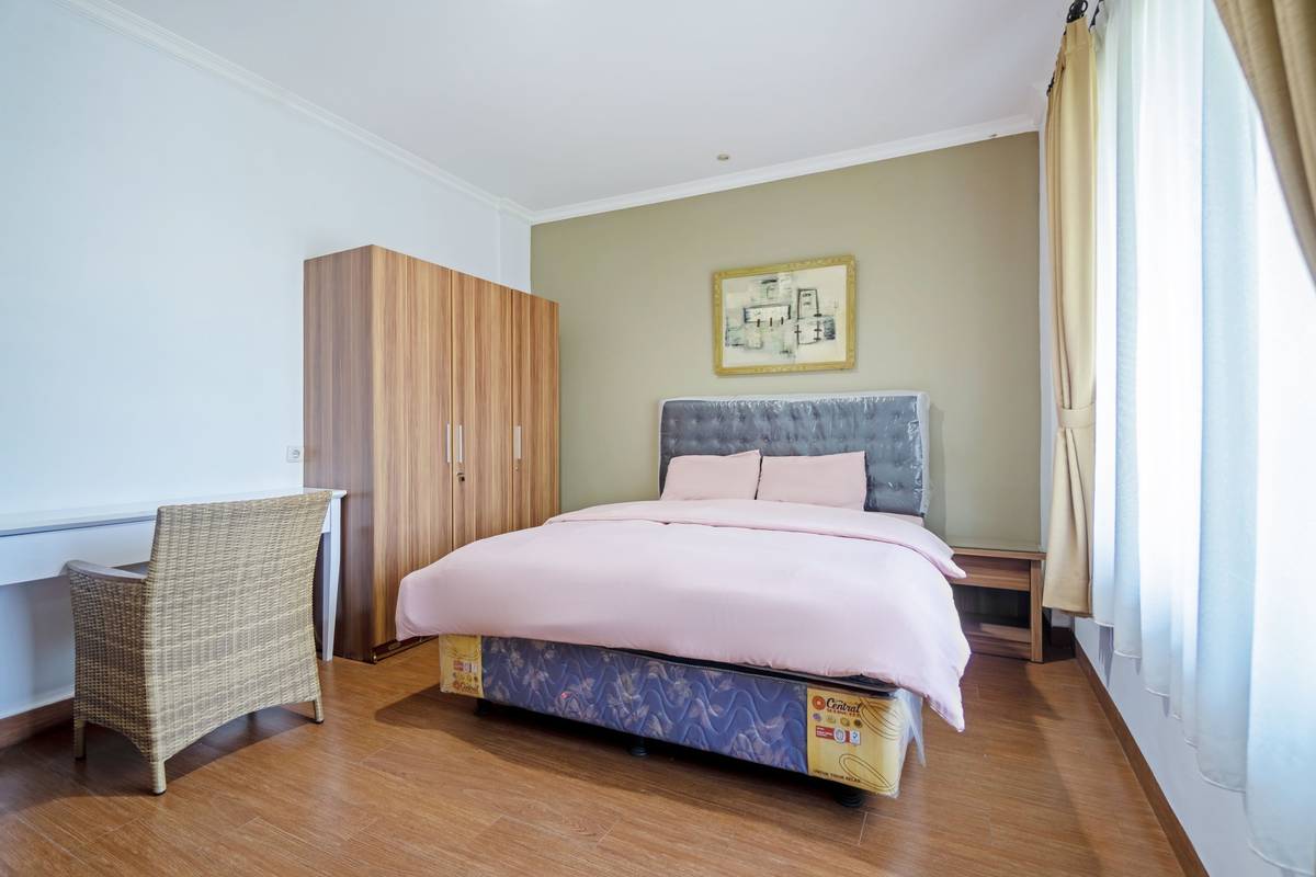https://images.rukita.co/buildings/building/a16d1f7c-3bd.jpg