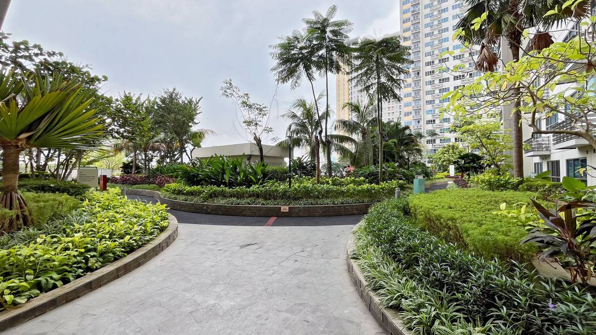https://images.rukita.co/buildings/building/a16ff313-d2b.jpg