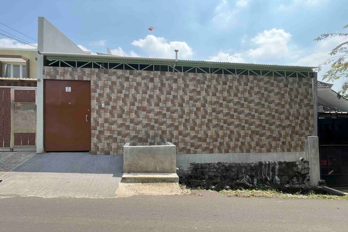 https://images.rukita.co/buildings/building/a1d66d2f-61e9-4c54-9080-dfd57ccdbbb1.jpg