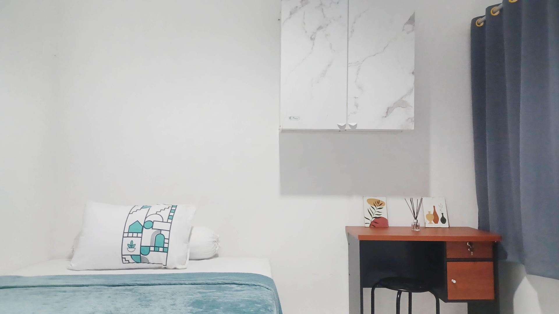 https://images.rukita.co/buildings/building/a27a6322-5d6.jpg