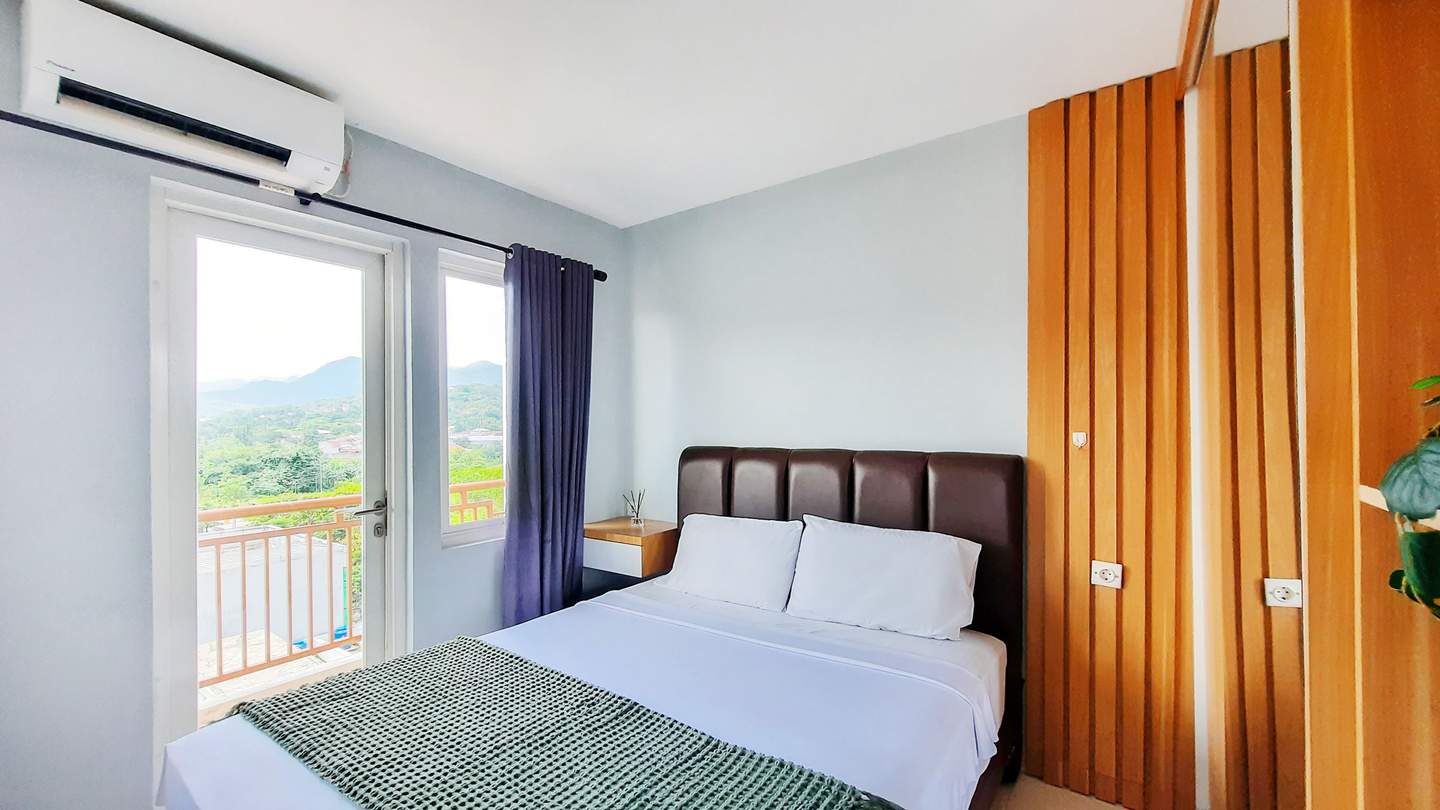 Foto Rukita Unit Apartemen Sentul Tower - 1BR City View #1