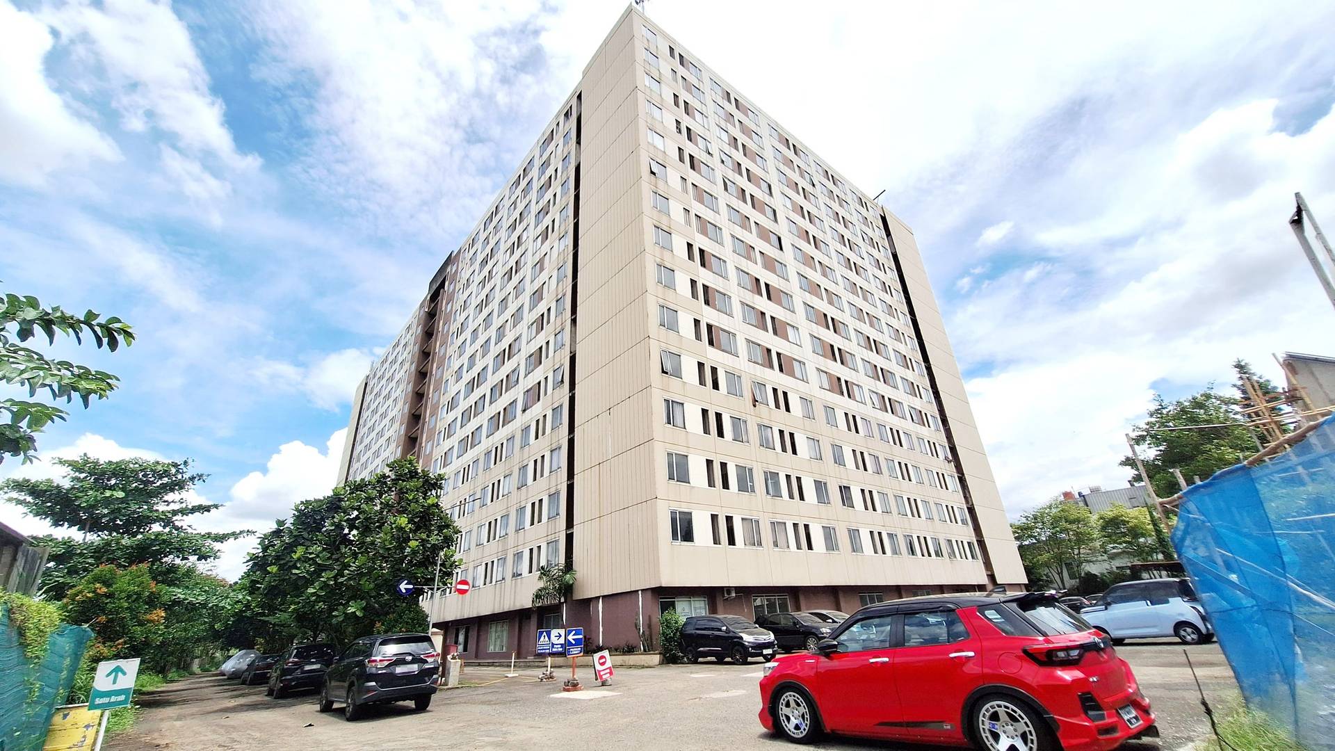 https://images.rukita.co/buildings/building/a41cfafe-72d3-4ee3-a7e1-1a6a14c7c061.jpg