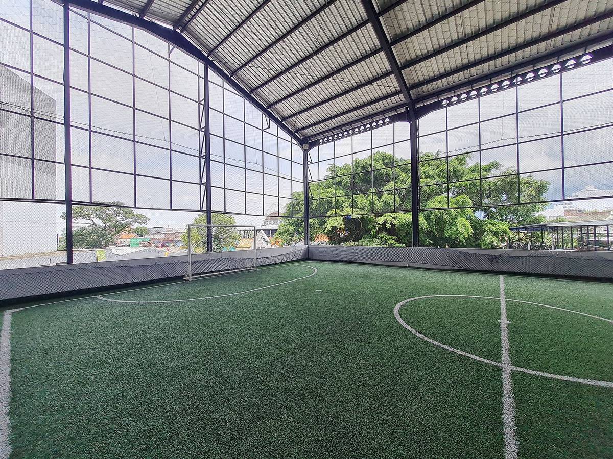 https://images.rukita.co/buildings/building/a4e6358b-e75.jpg