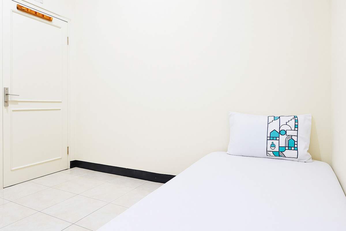 Foto Rukita Unit Sriremaja Coliving Regol Bandung
