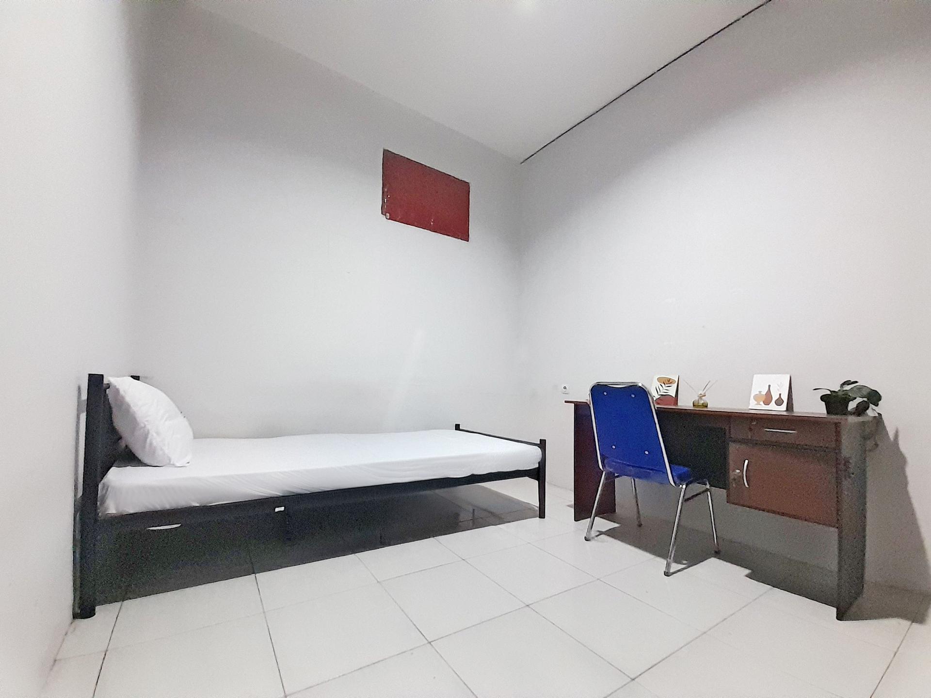 https://images.rukita.co/buildings/building/a5296c3f-c12f-491f-9a3a-fbd402e65262.jpg