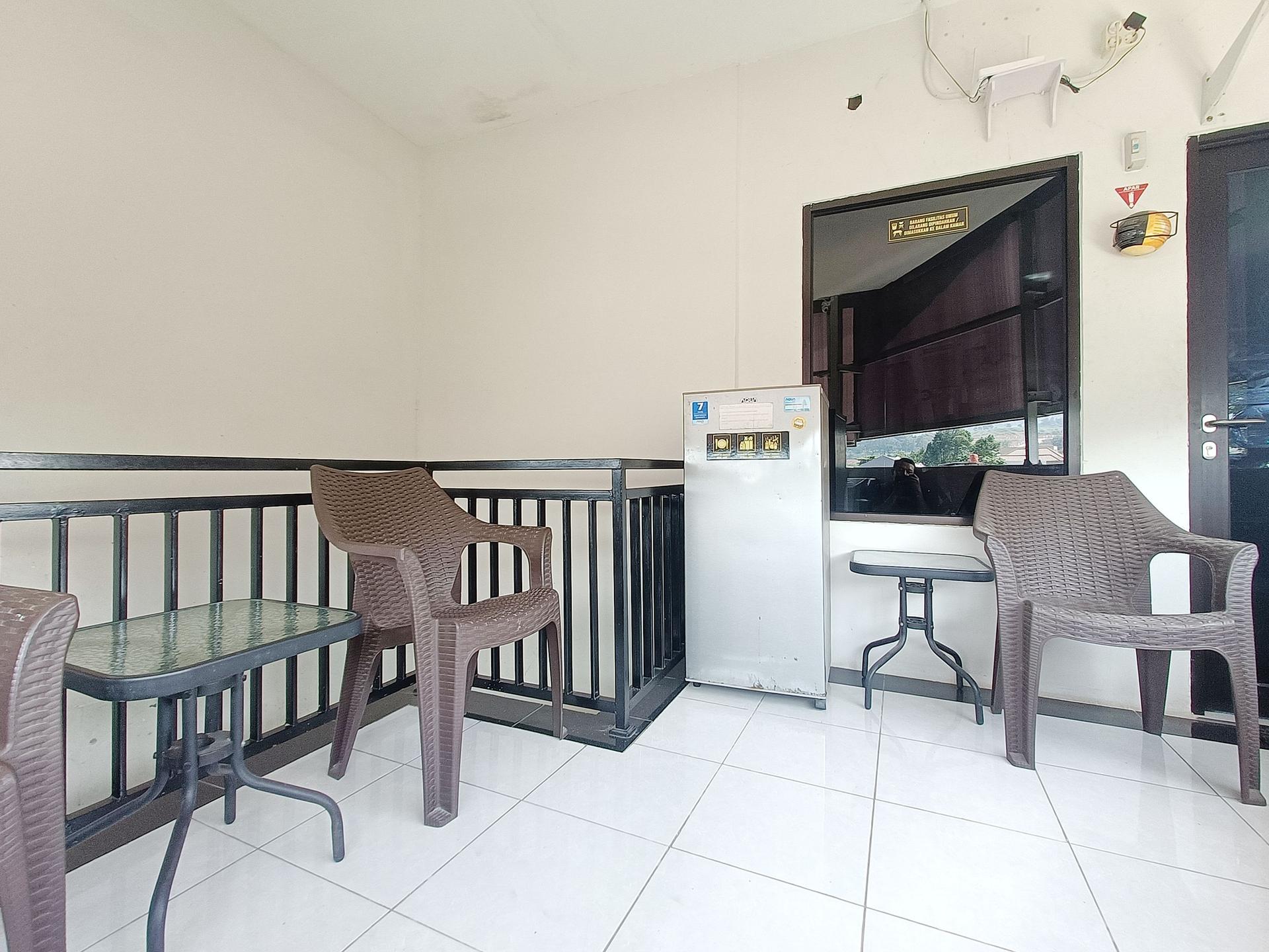 https://images.rukita.co/buildings/building/a5d8409b-a56.jpg