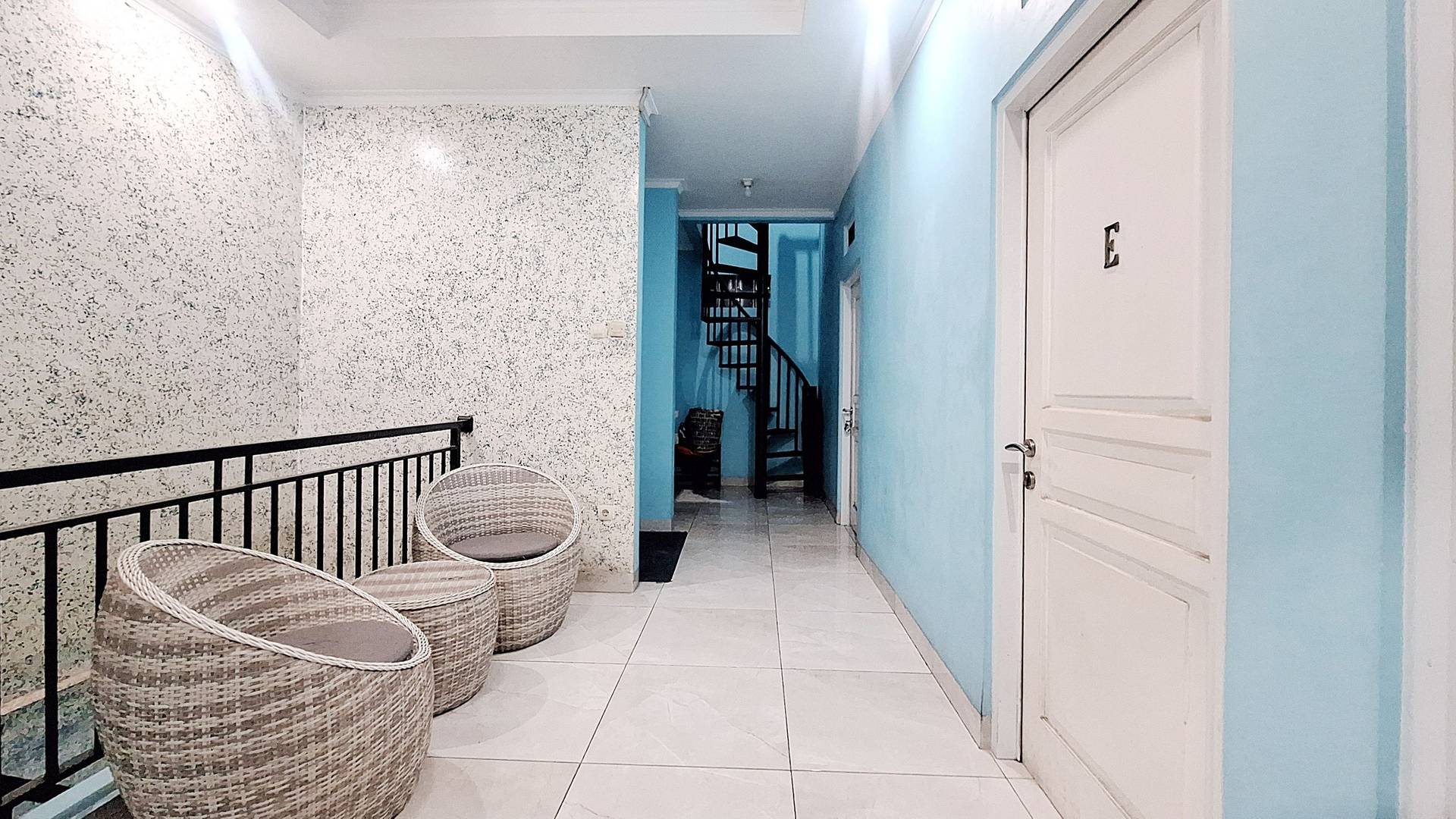 https://images.rukita.co/buildings/building/a7150436-8c60-4e85-9364-85b09e23010b.jpg