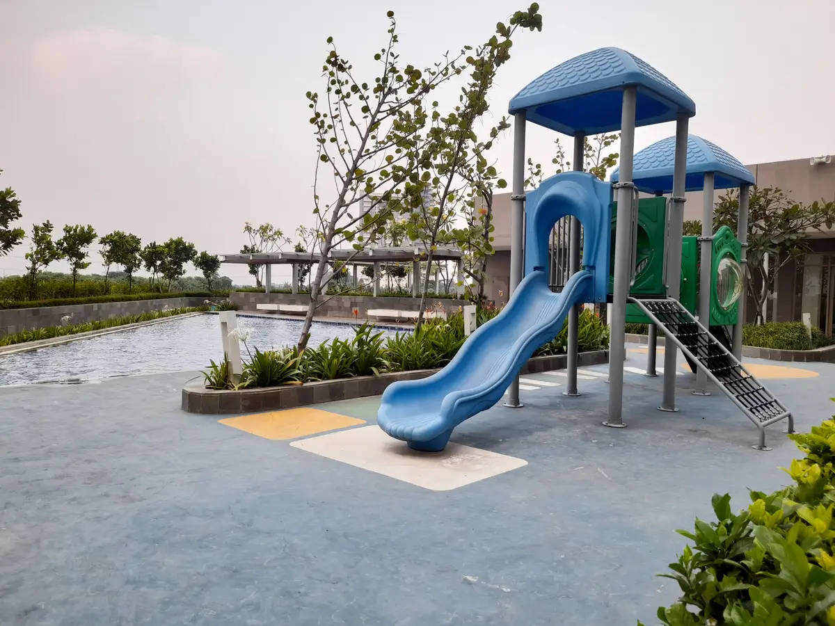https://images.rukita.co/buildings/building/a799ee78-2af1-4856-8b80-8bc04c94098d.webp