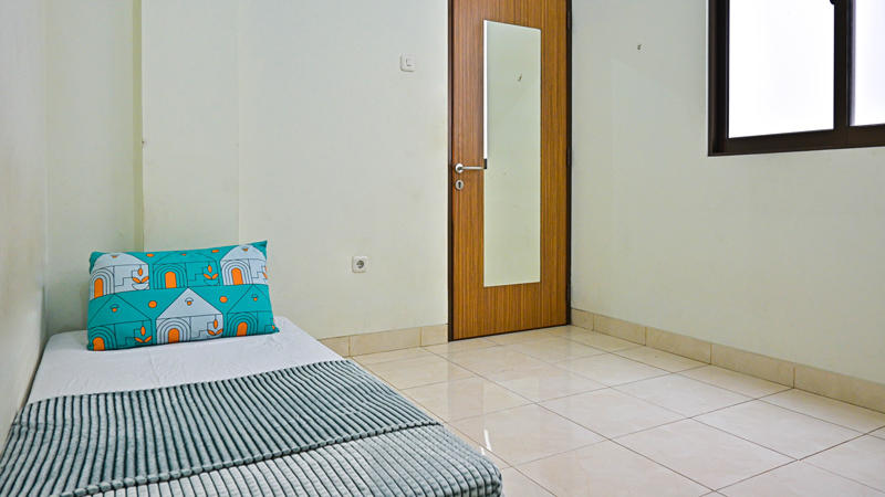 https://images.rukita.co/buildings/building/a7abb578-b56.jpg