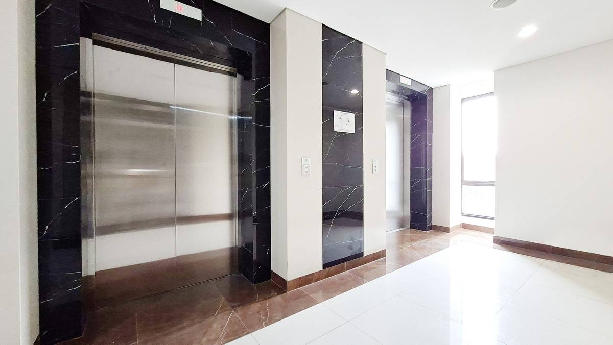 https://images.rukita.co/buildings/building/a80fe660-30f5-4aa0-aa42-c56bc28ec035.jpg