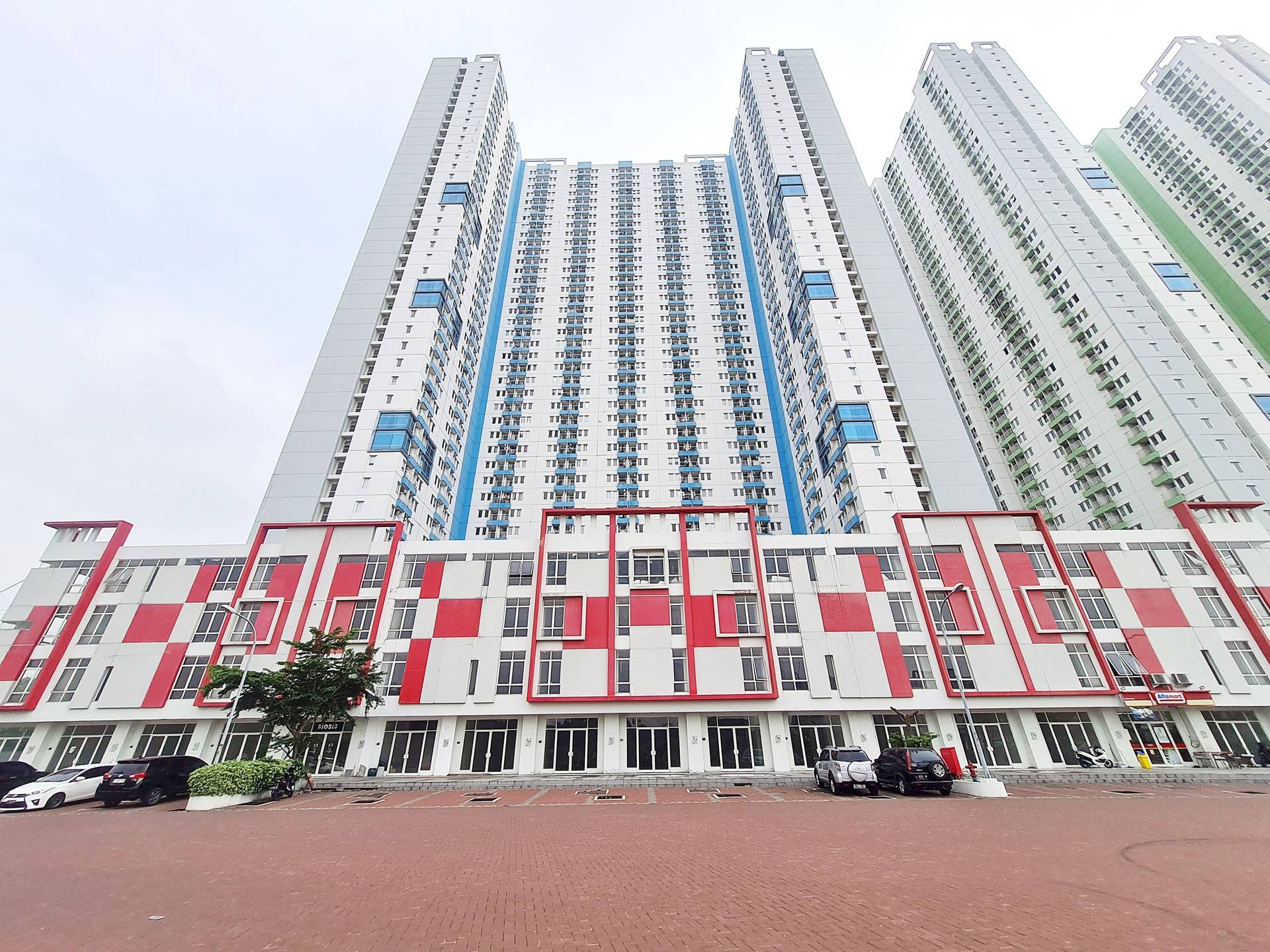 https://images.rukita.co/buildings/building/a8cc1b8d-64d2-4079-b733-f65a54f038b5.jpg