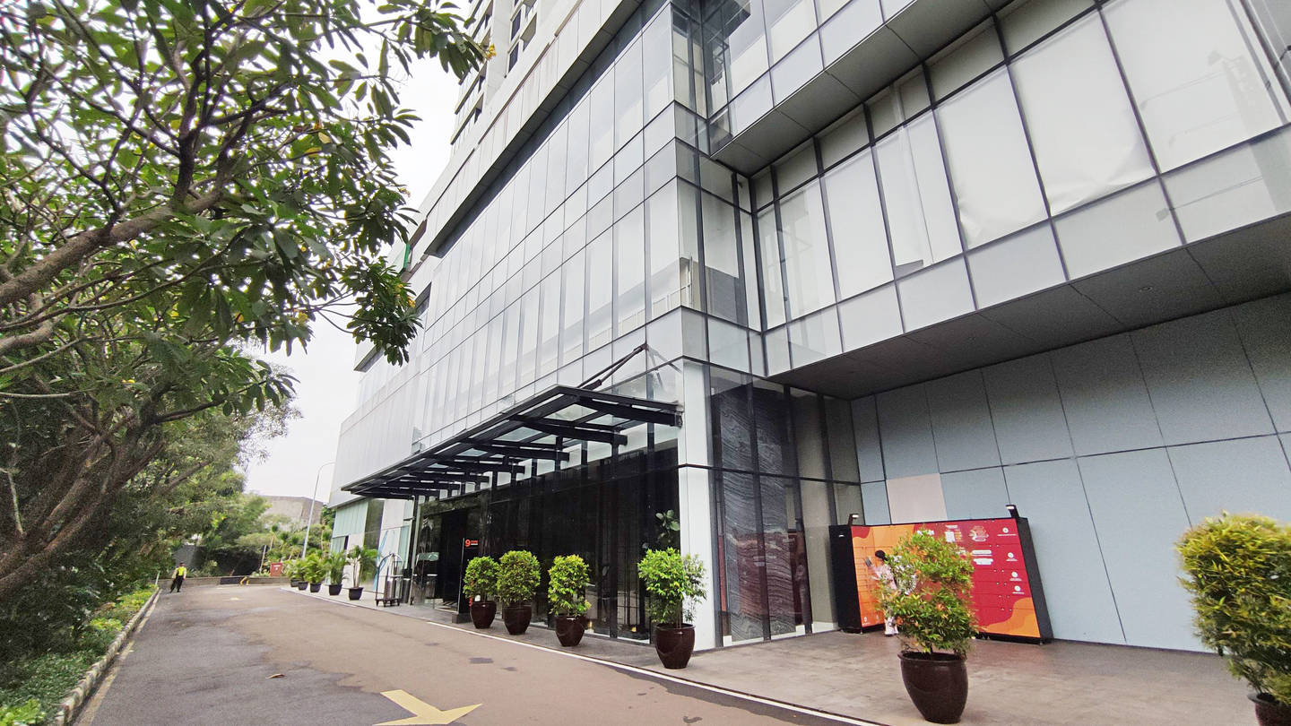 https://images.rukita.co/buildings/building/a9d4dbe3-887.jpg