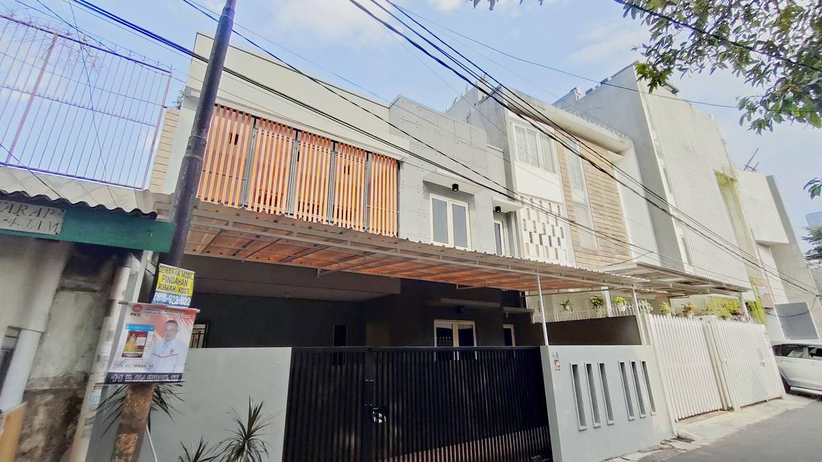 https://images.rukita.co/buildings/building/aa5a879b-3b3.jpg