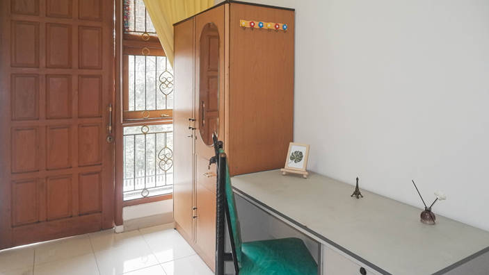 https://images.rukita.co/buildings/building/abf2414c-d29.jpg