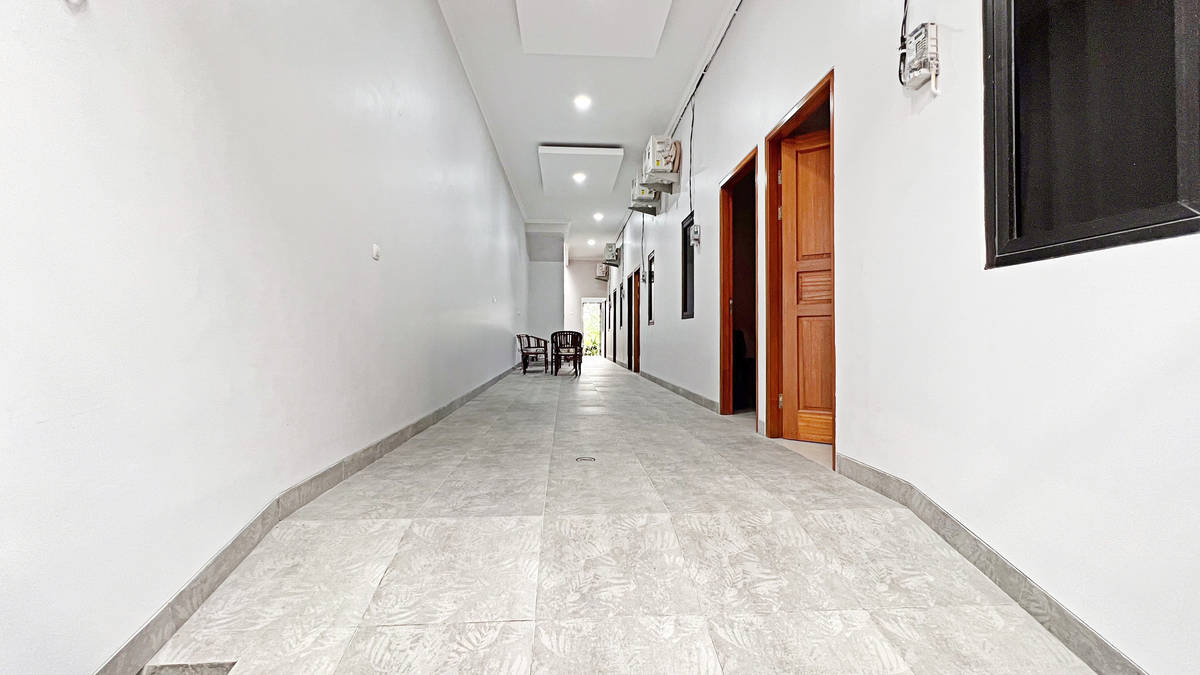 https://images.rukita.co/buildings/building/ac63c2fc-6dd.jpg