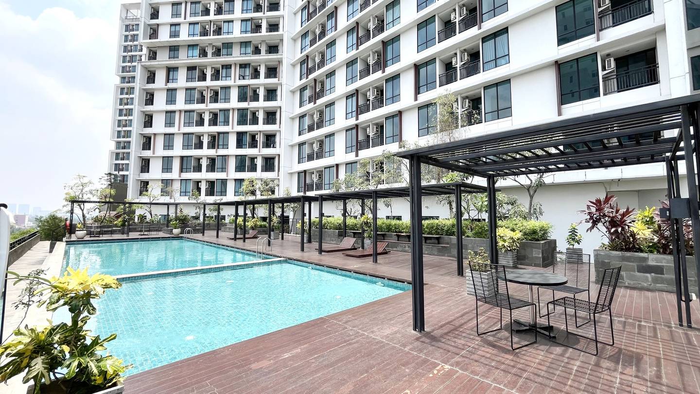 https://images.rukita.co/buildings/building/ac9355d6-2a5.jpg