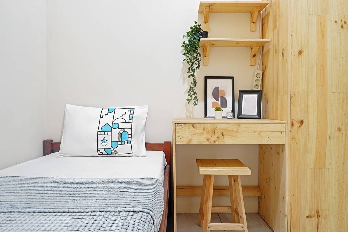 https://images.rukita.co/buildings/building/ae224fad-0e5.jpg