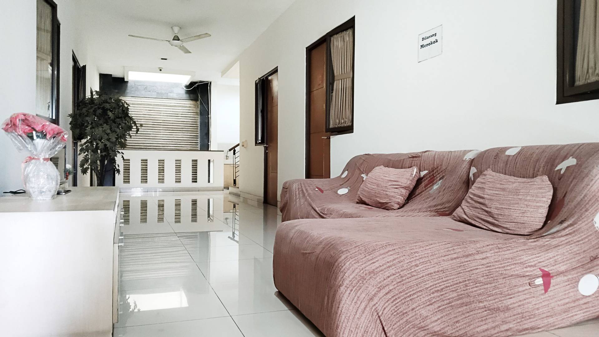 https://images.rukita.co/buildings/building/af257d58-361.jpg