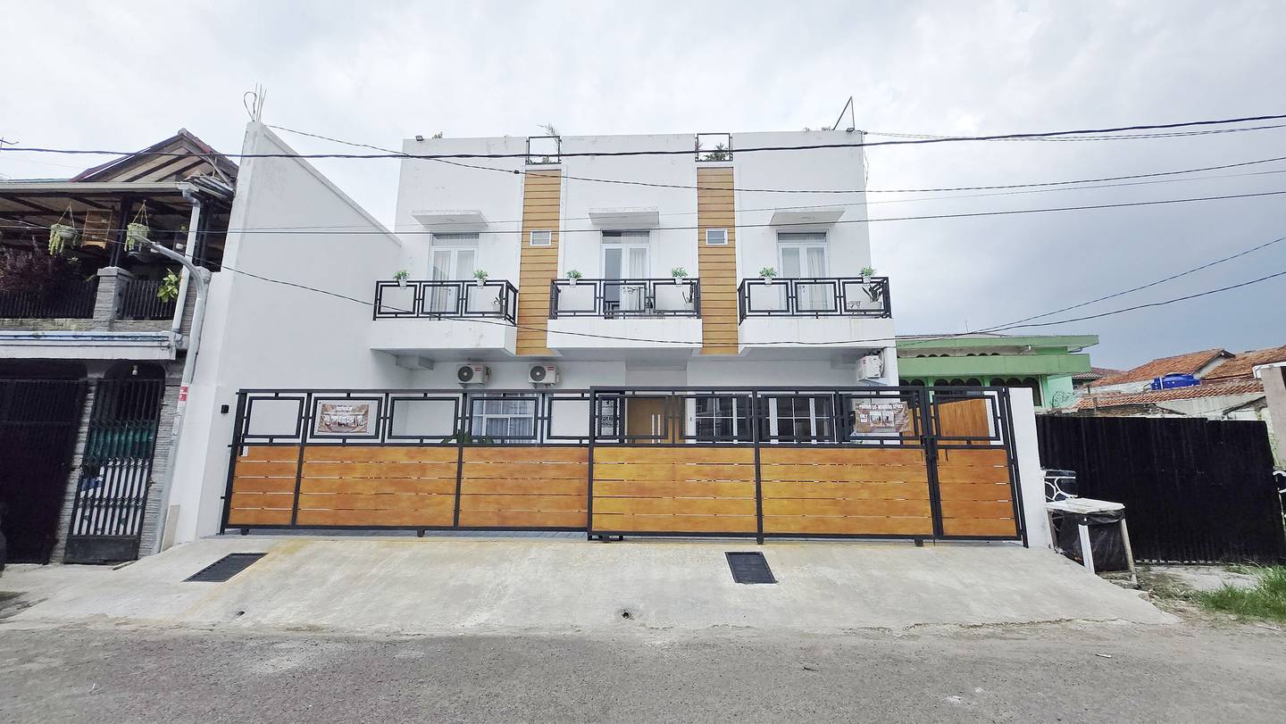 https://images.rukita.co/buildings/building/b0acdefe-407.jpg