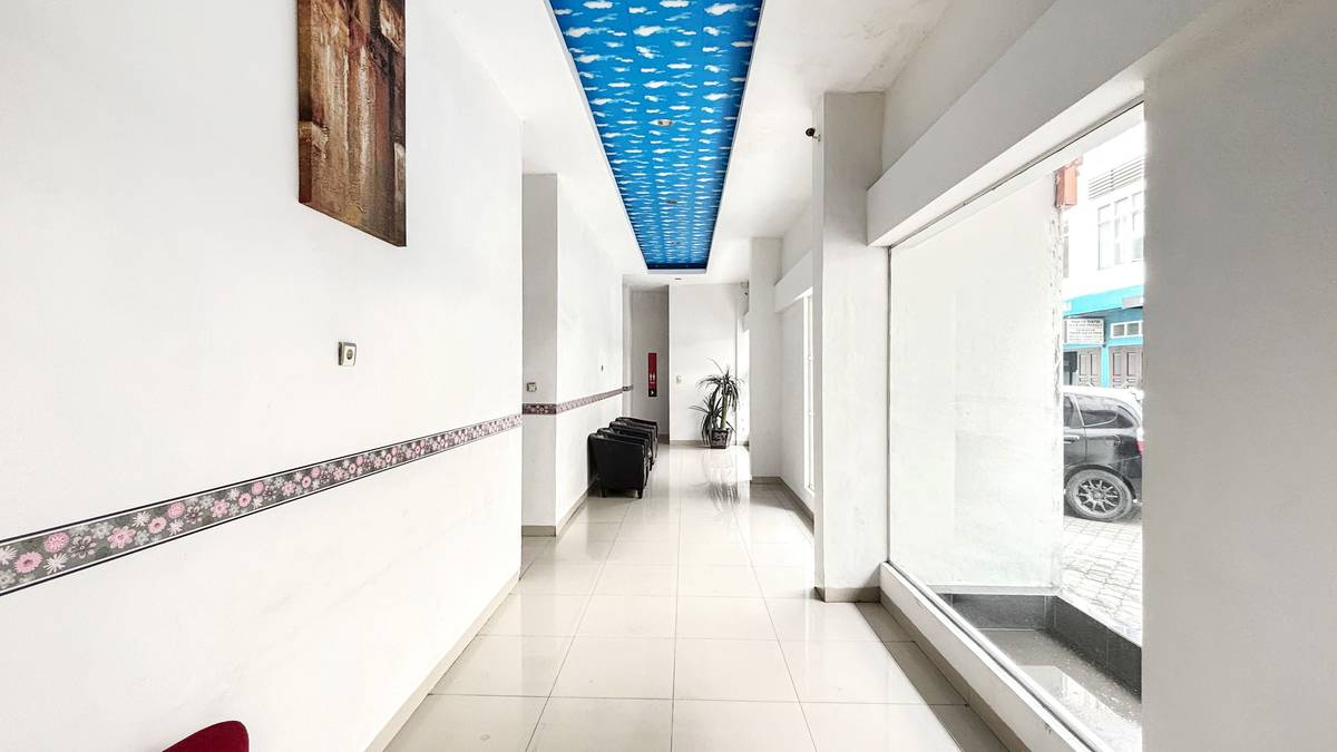 https://images.rukita.co/buildings/building/b0b4d533-a861-4dd7-83ae-fd1dcebc0581.jpg