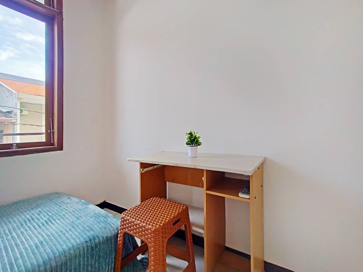 https://images.rukita.co/buildings/building/b0bd4758-8c4.jpg