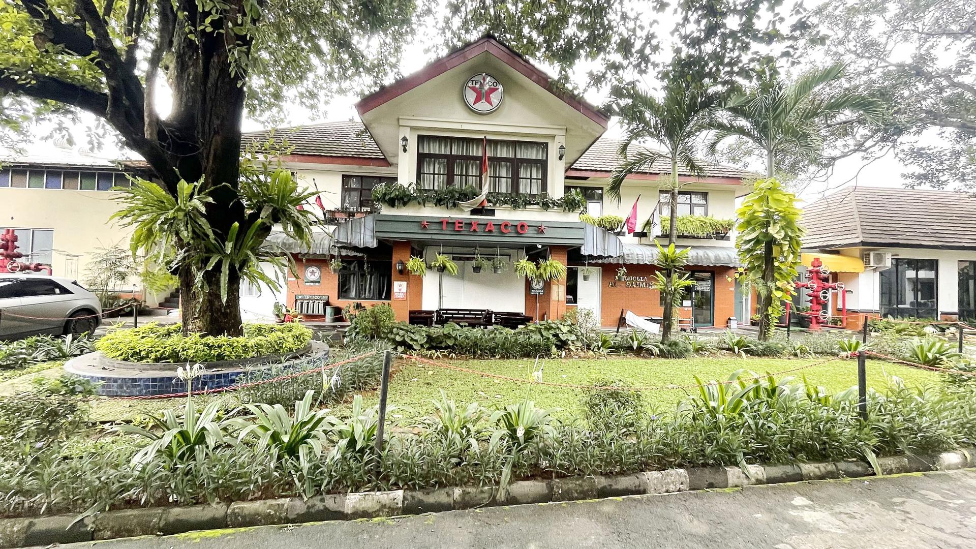 https://images.rukita.co/buildings/building/b3ad0d87-c0e1-46b4-a121-af397795c33a.jpg