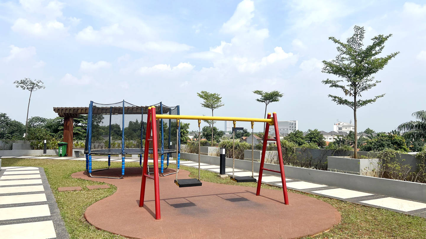 https://images.rukita.co/buildings/building/b440fbf0-547.jpg