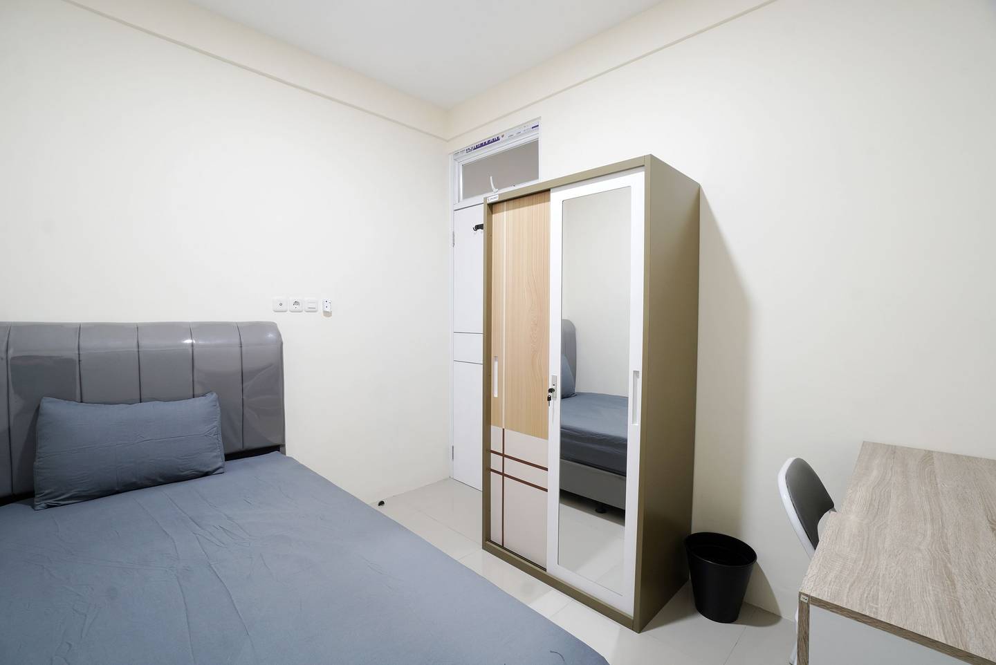 https://images.rukita.co/buildings/building/b47b53c9-939.jpg