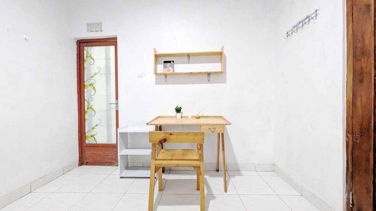https://images.rukita.co/buildings/building/b482c079-651.jpg