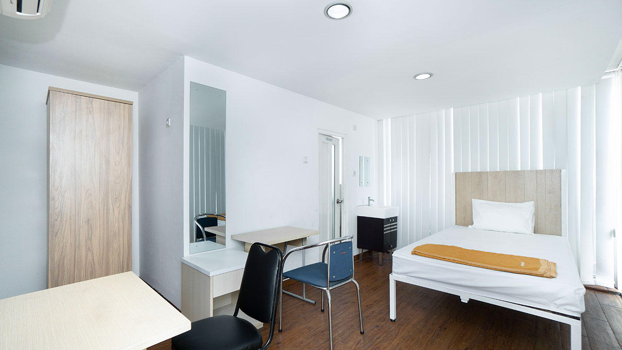 https://images.rukita.co/buildings/building/b4ab02bf-407.jpg