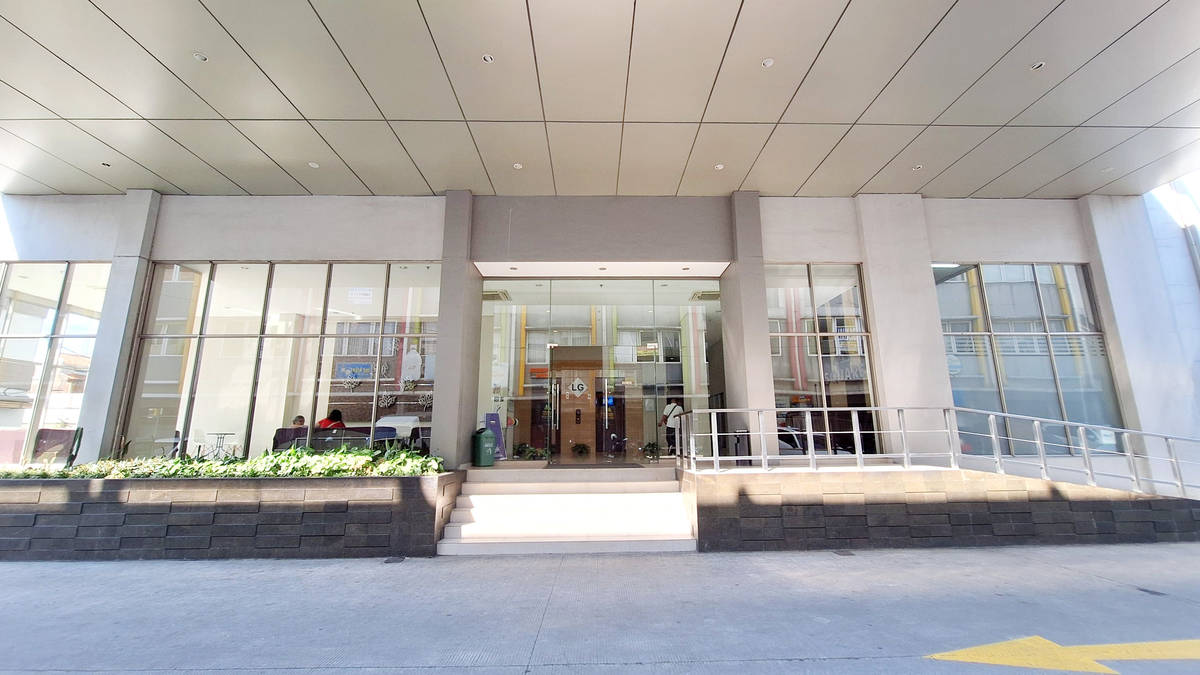 https://images.rukita.co/buildings/building/b5cdb407-969.jpg