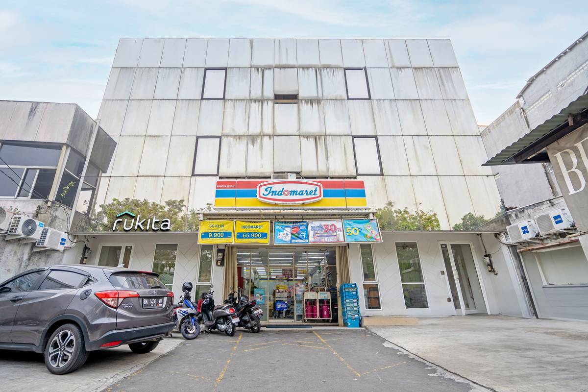 https://images.rukita.co/buildings/building/b5f70b36-458.jpg