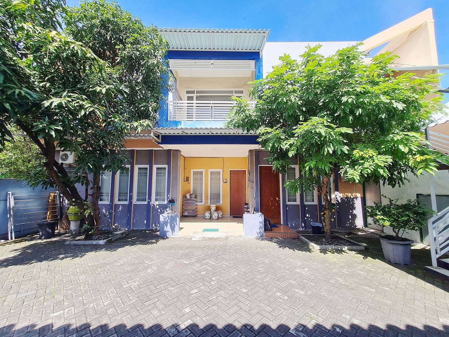 https://images.rukita.co/buildings/building/b62591e8-b58.jpg