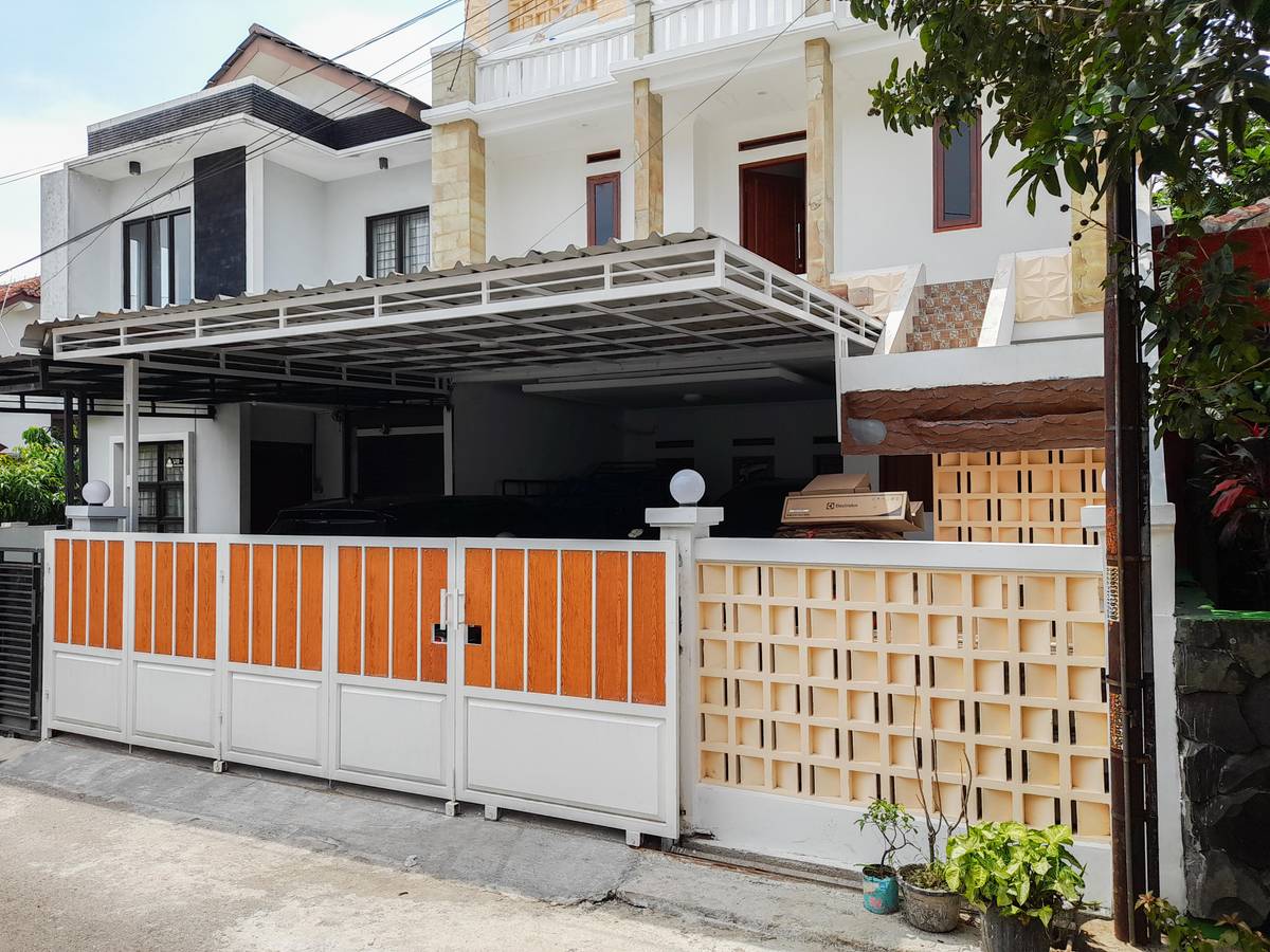 https://images.rukita.co/buildings/building/b6cbba1e-ad1.jpg