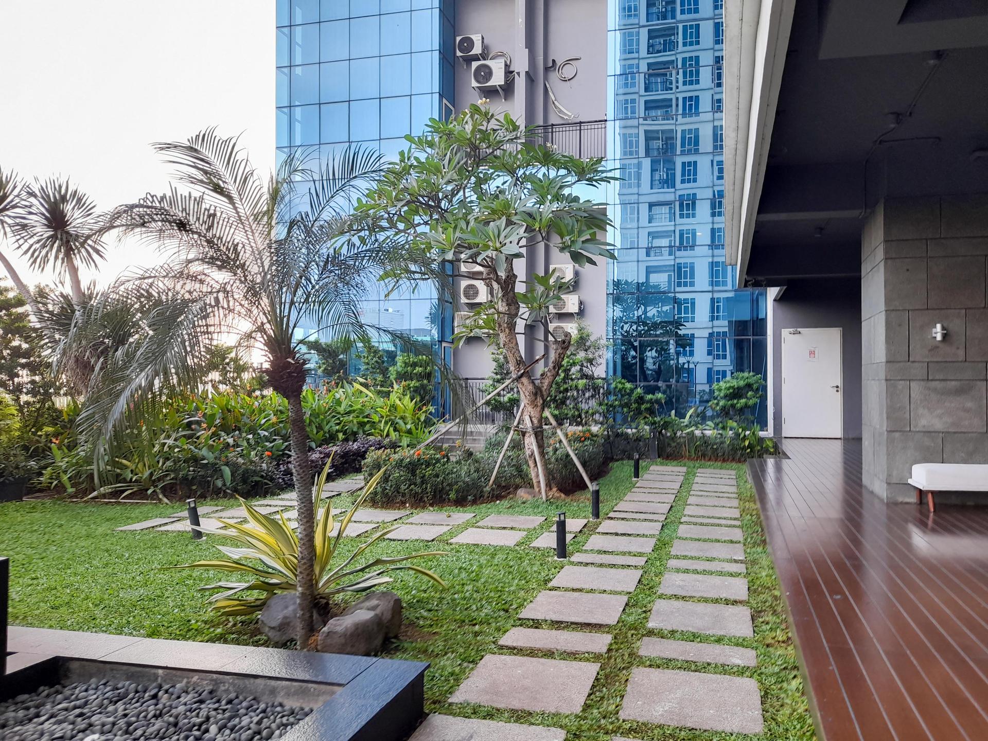 https://images.rukita.co/buildings/building/b750d438-97a.jpg