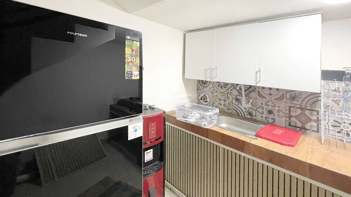 https://images.rukita.co/buildings/building/b7790810-938a-4b0c-99d4-3bc7d172e0b3.jpg