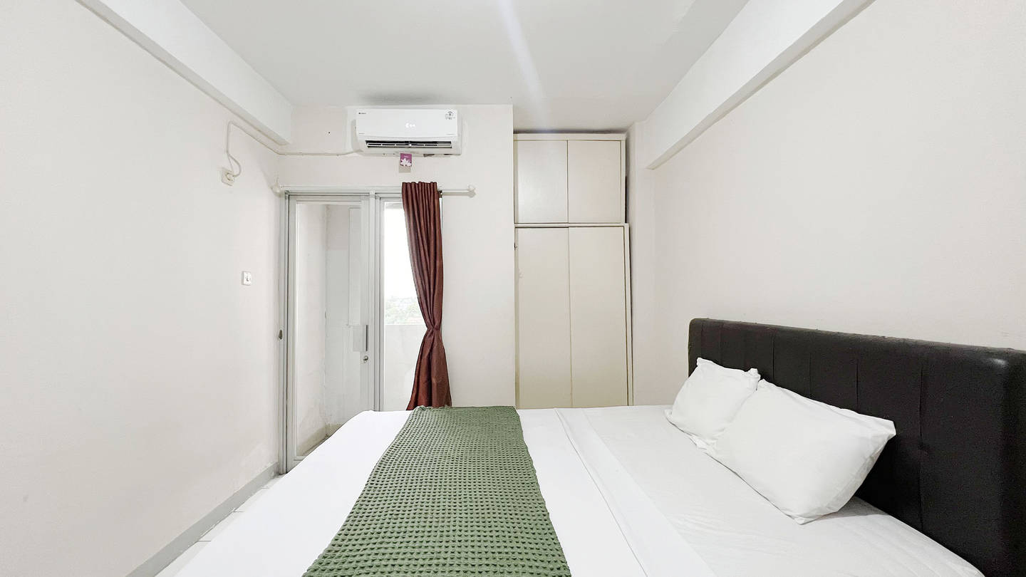 https://images.rukita.co/buildings/building/b7a4f2b6-093.jpg