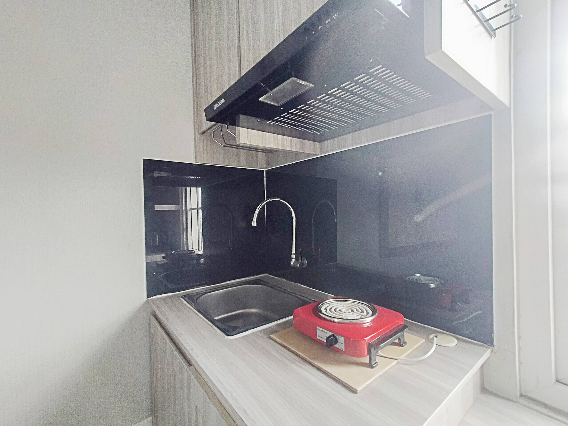 https://images.rukita.co/buildings/building/ba272cff-9c5.jpg