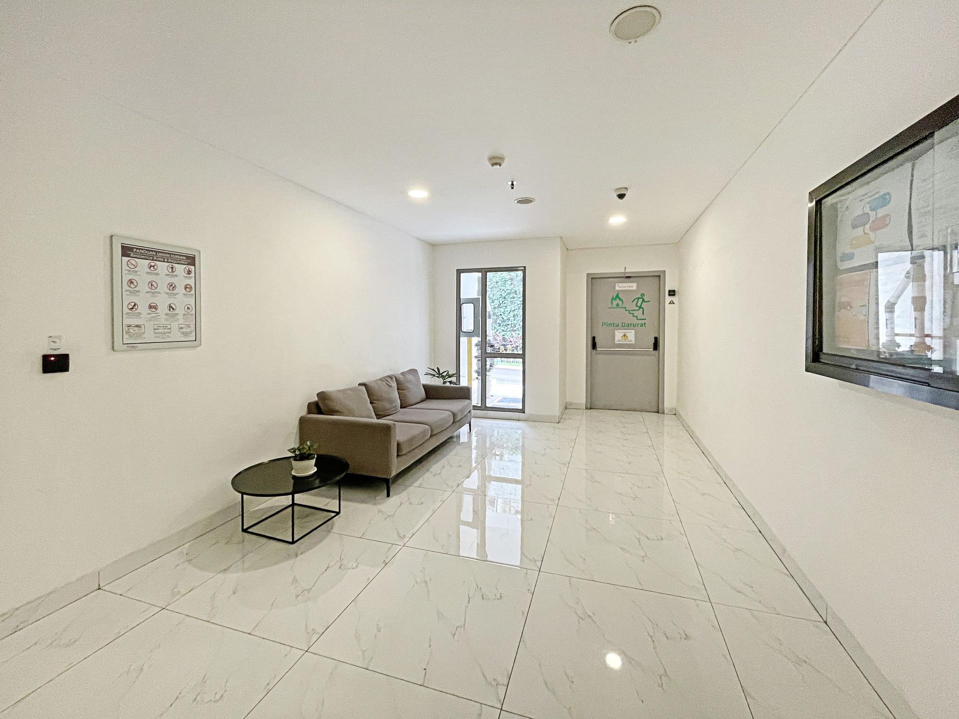 https://images.rukita.co/buildings/building/bb34e83b-412.jpg