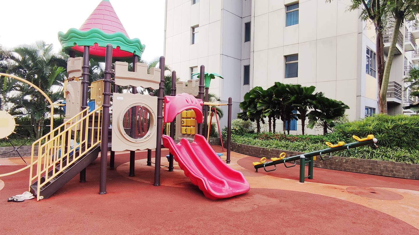 https://images.rukita.co/buildings/building/bba2f706-886.jpg