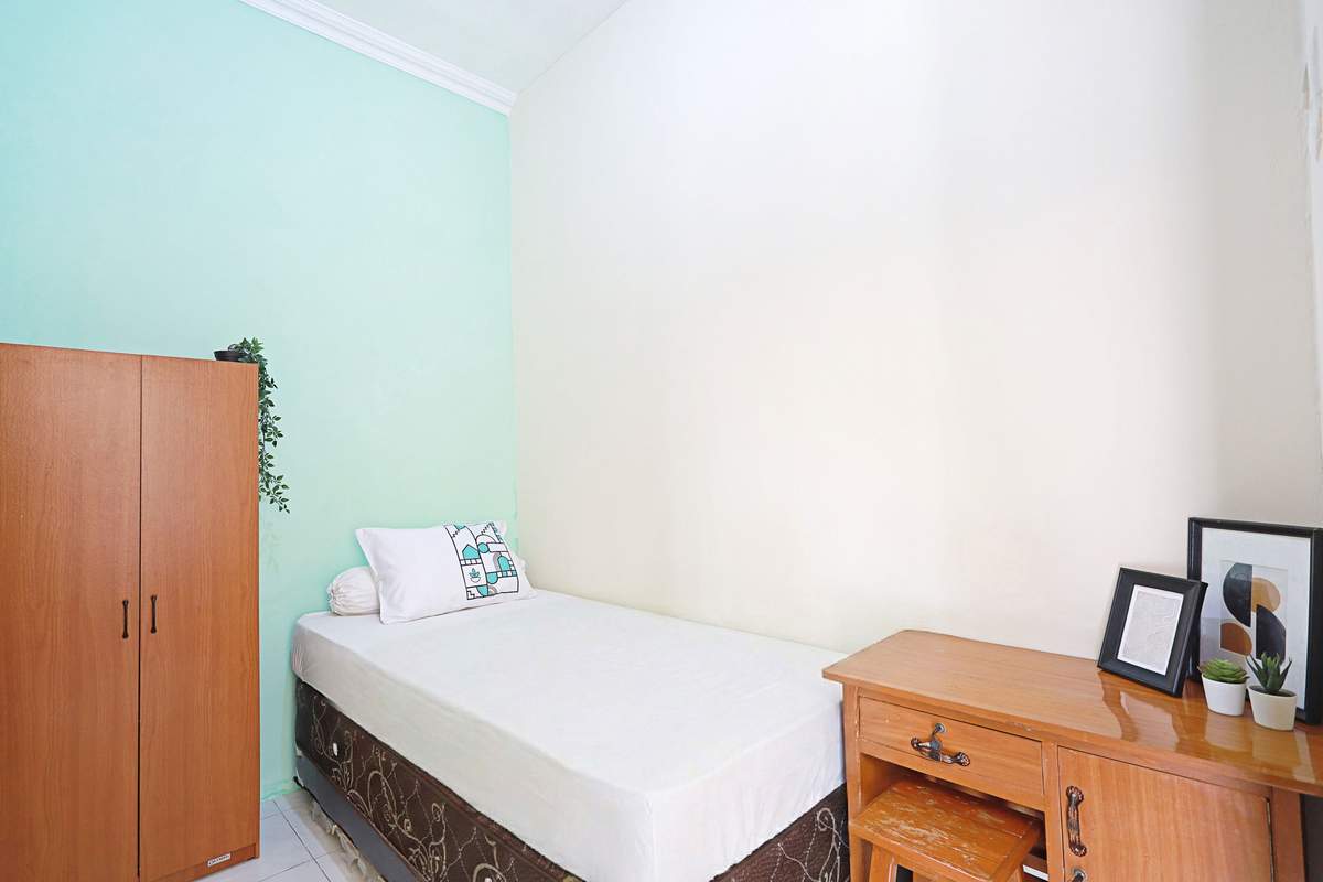 Foto Rukita Unit Dukuh Kupang Barat House Surabaya